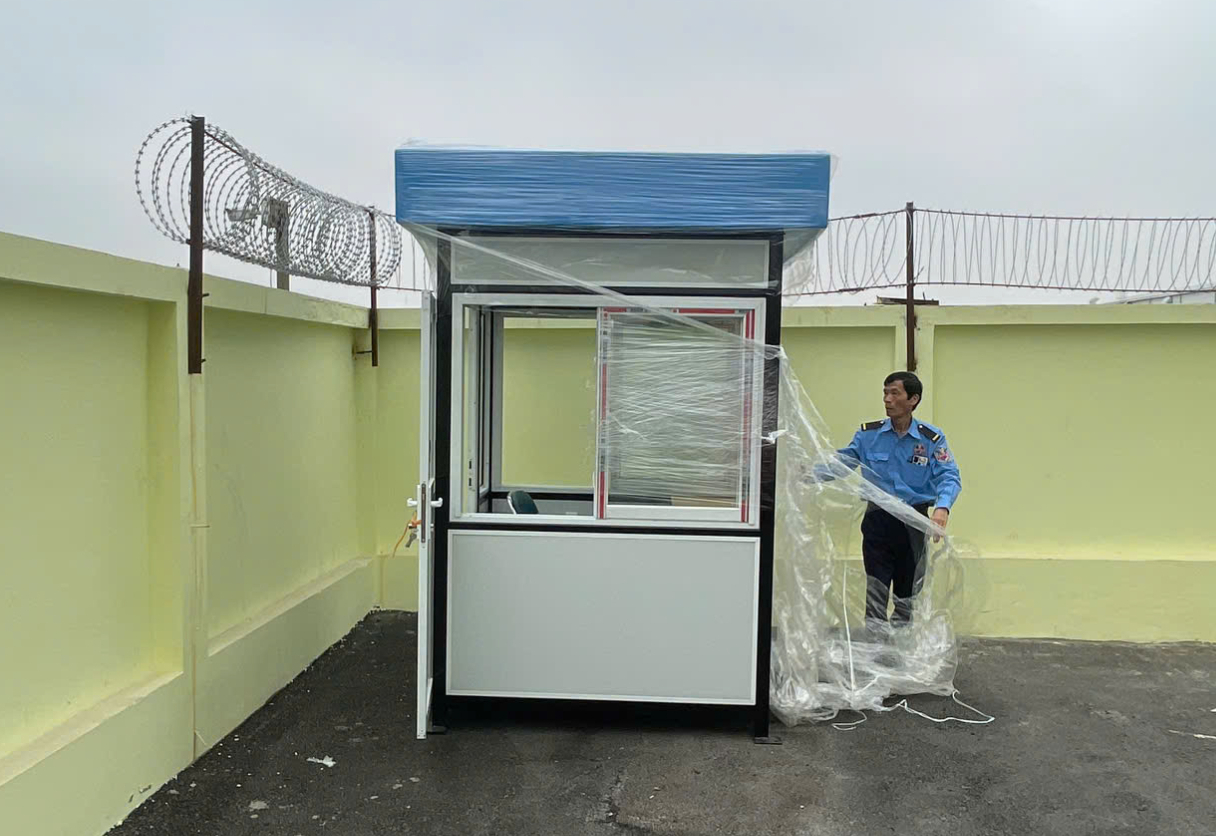 Giao bốt gác giá rẻ tại nhà máy dược