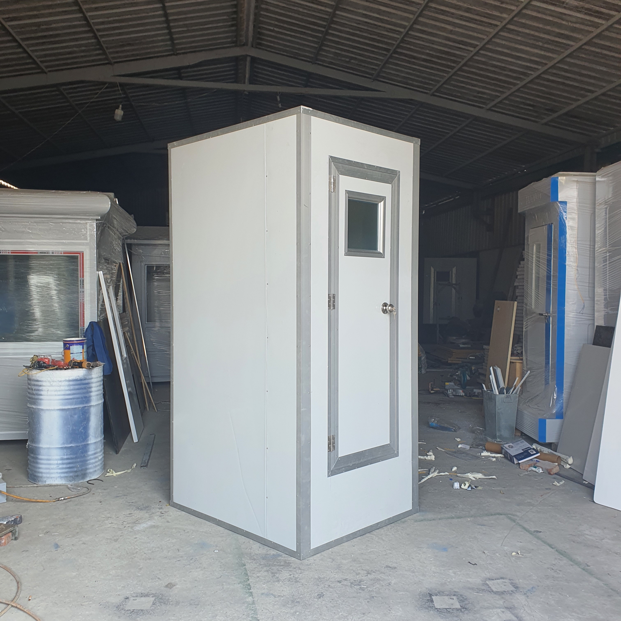 Nhà vệ sinh công trường HMT04