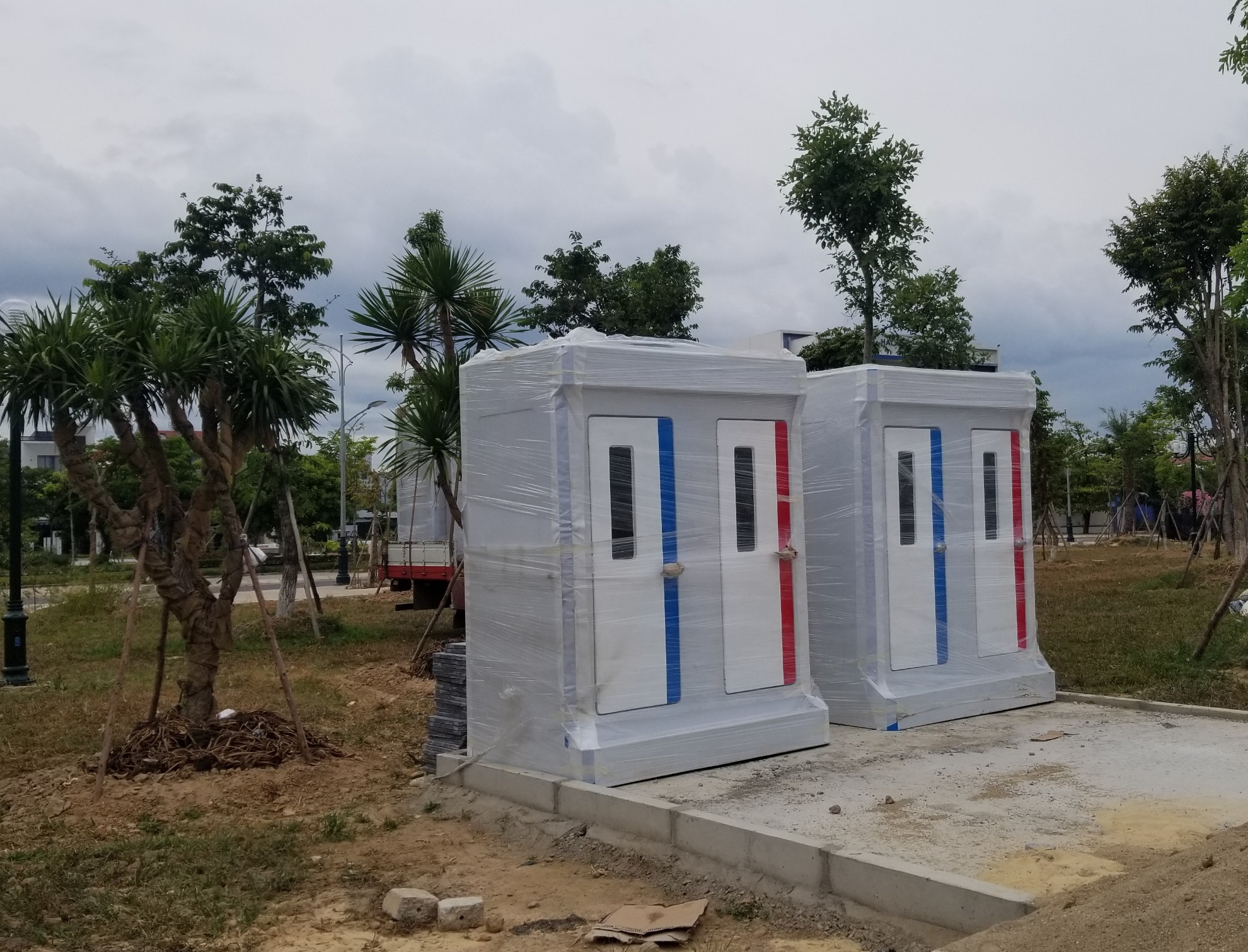 Nhà vệ sinh công cộng 2 buồng