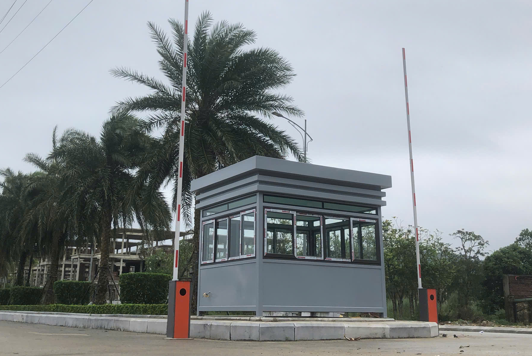 Trạm gác cổng bảo vệ